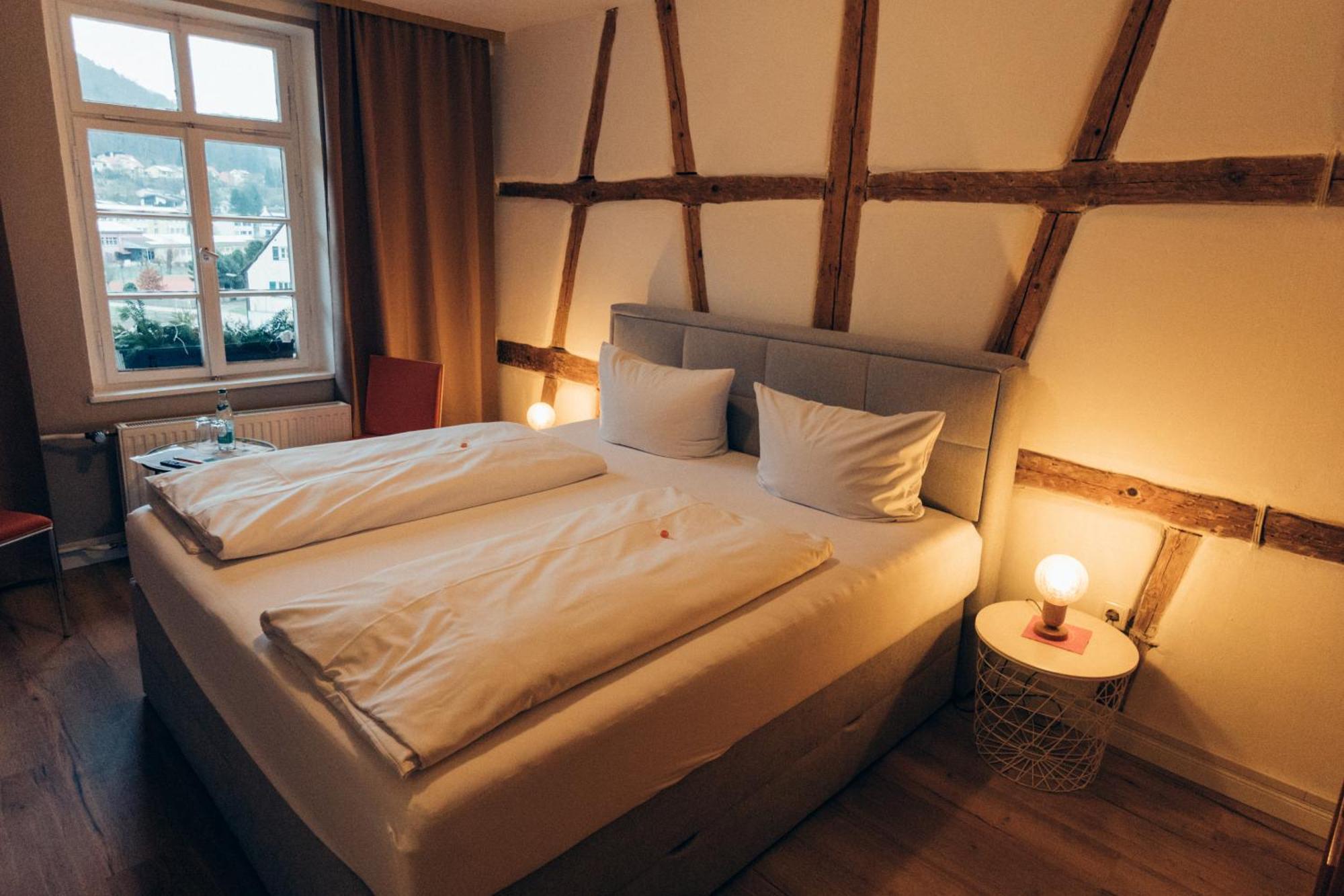 Gasthof Hotel Zur Post Egloffstein Ngoại thất bức ảnh