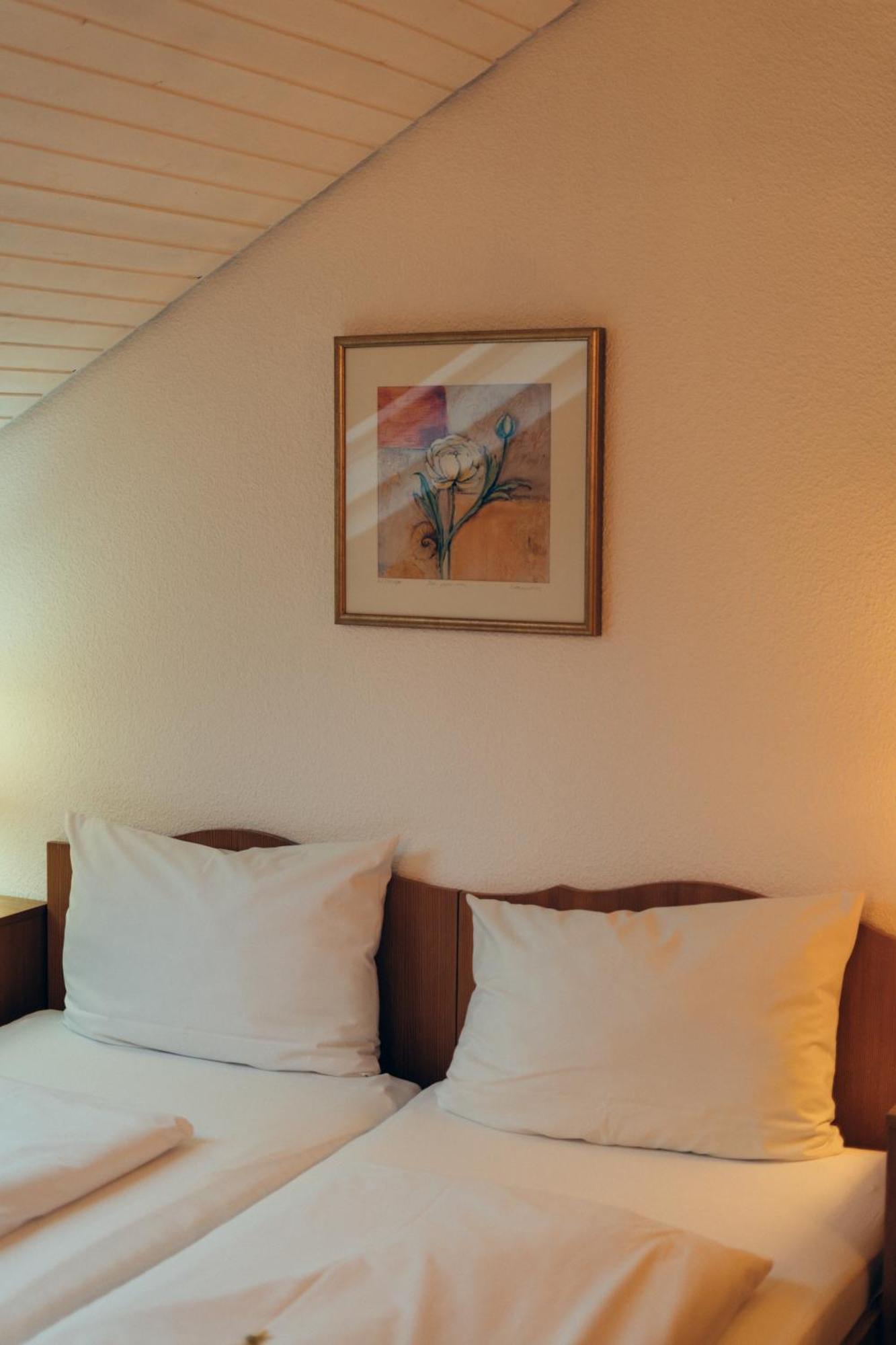 Gasthof Hotel Zur Post Egloffstein Ngoại thất bức ảnh